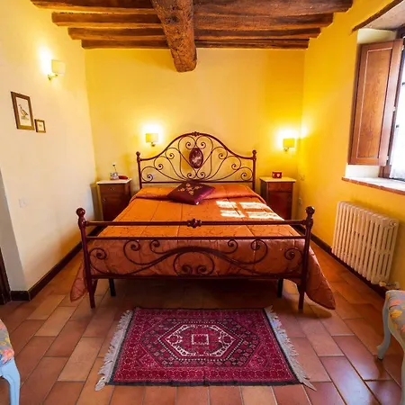 Casal Cerqueto Farm stay Canalicchio